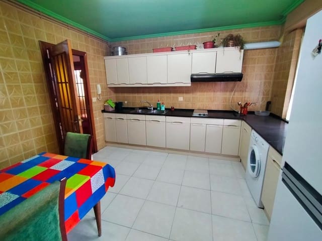 5 sovrum Lägenhet till salu i La Bañeza - 125 000 € (Ref: 9670349)