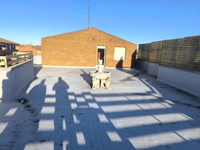 5 sovrum Lägenhet till salu i La Bañeza - 125 000 € (Ref: 9670349)