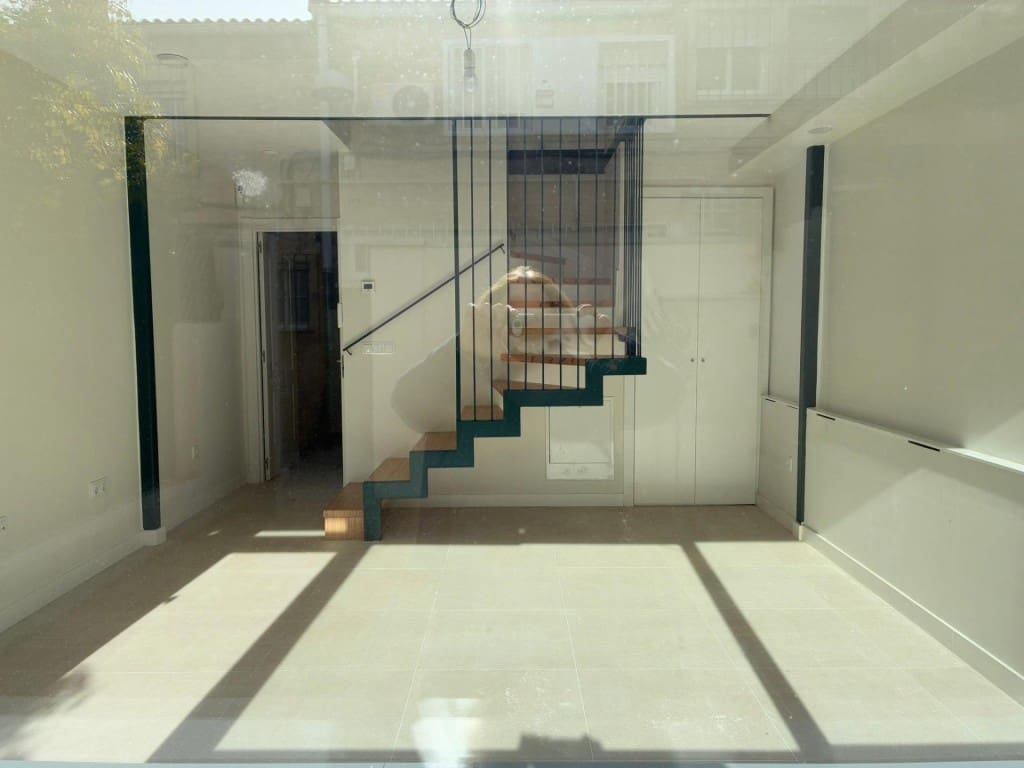 2 makuuhuone Huvila vuokrattavana paikassa Madrid kaupunki - 1 850 € (Ref: 9670350)