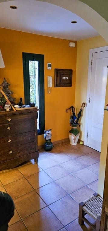 4 Zimmer Villa zu verkaufen in Navata - 435.000 € (Ref: 9670351)