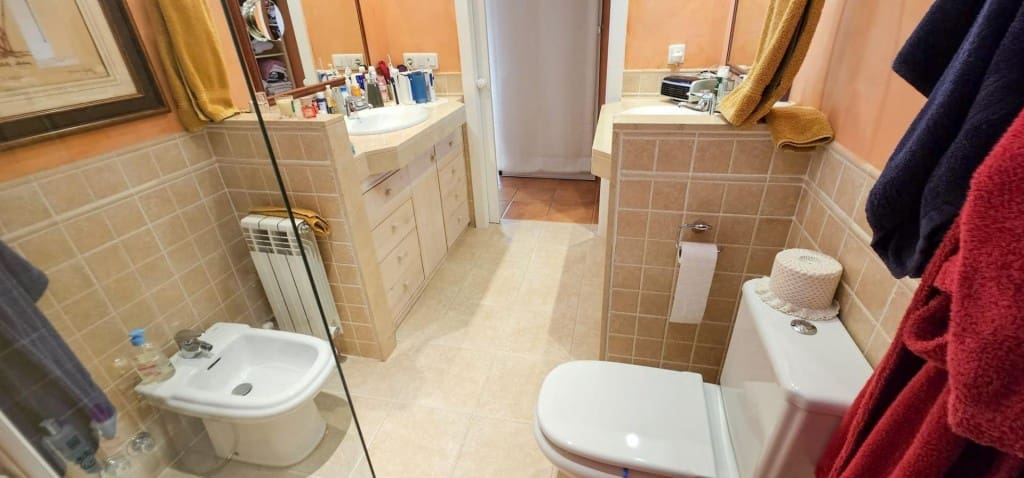 4 Zimmer Villa zu verkaufen in Navata - 435.000 € (Ref: 9670351)