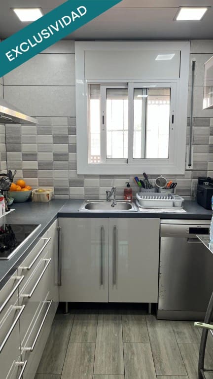 7 bedroom Villa for sale in Vidreres with pool - € 325,000 (Ref: 9674065)