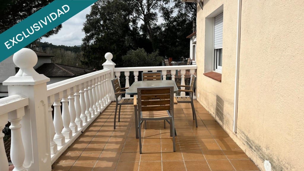 7 bedroom Villa for sale in Vidreres with pool - € 325,000 (Ref: 9674065)