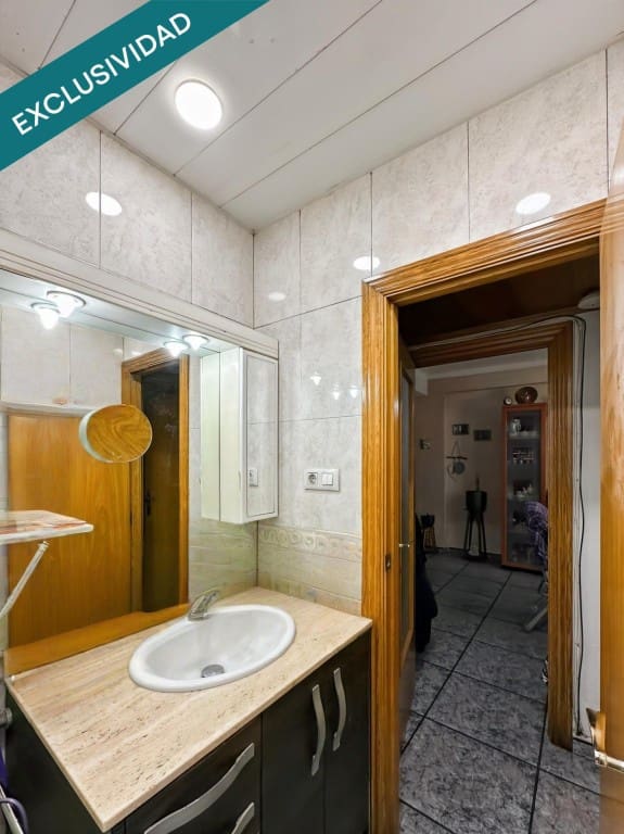 3 camera da letto Appartamento in vendita in Barcelona citta - 240.000 € (Rif: 9674066)