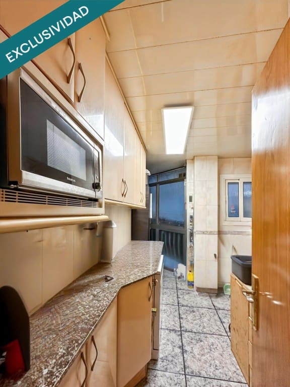 3 camera da letto Appartamento in vendita in Barcelona citta - 240.000 € (Rif: 9674066)