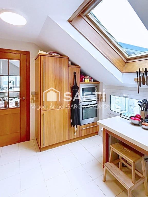 4 slaapkamer Flat te koop in Santander met zwembad garage - € 887.000 (Ref: 9674067)