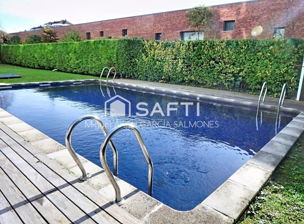 4 slaapkamer Flat te koop in Santander met zwembad garage - € 887.000 (Ref: 9674067)