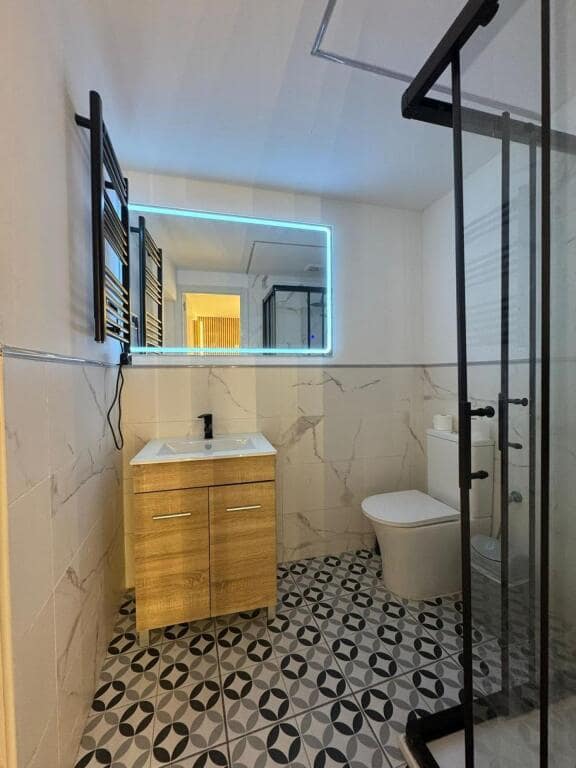 Oficina en Benidorm en venta - 1.000.000 € (Ref: 9674071)