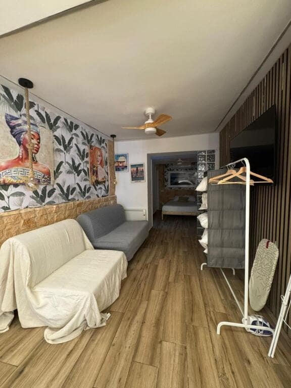 Oficina en Benidorm en venta - 1.000.000 € (Ref: 9674071)