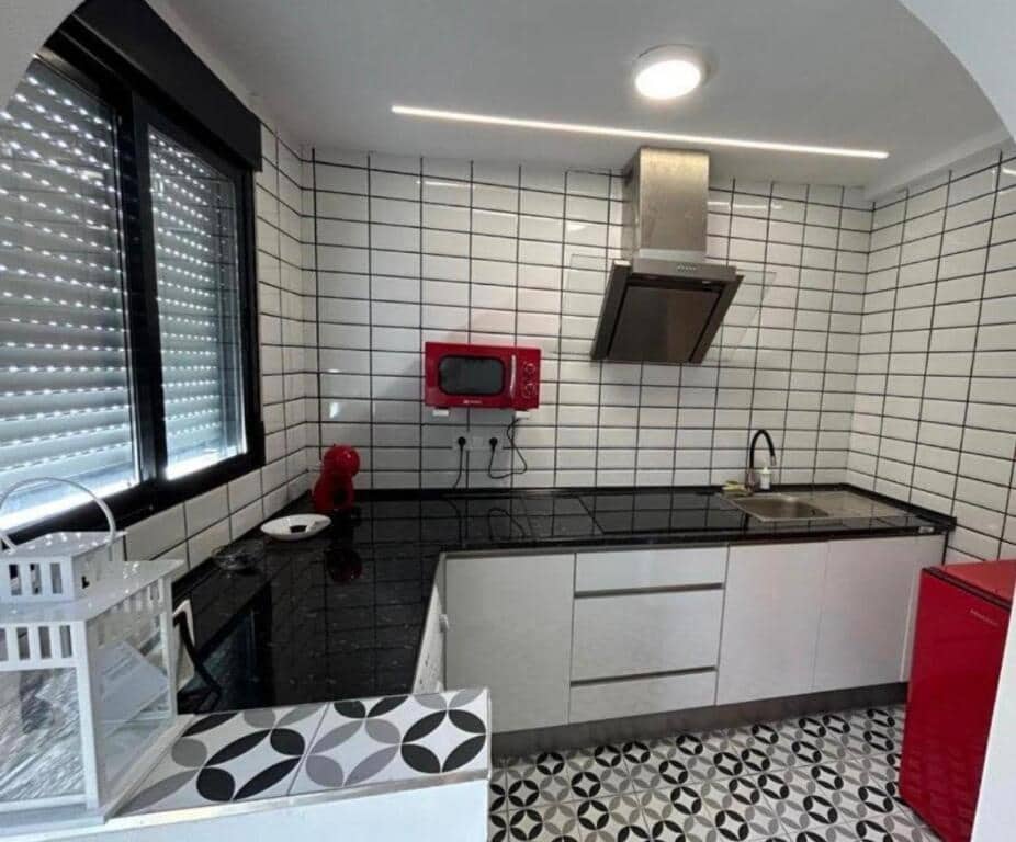 Oficina en Benidorm en venta - 1.000.000 € (Ref: 9674071)