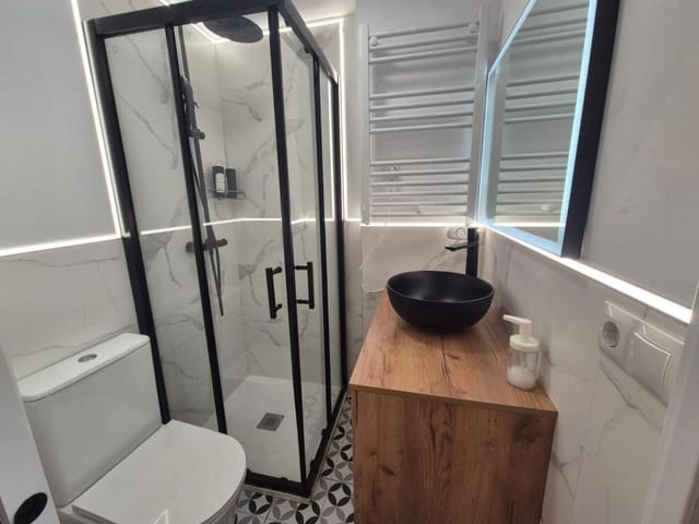 Oficina en Centro Urbano, Benidorm en venta - 1.800.000 € (Ref: 9674072)