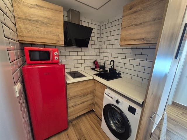 Oficina en Centro Urbano, Benidorm en venta - 1.800.000 € (Ref: 9674072)