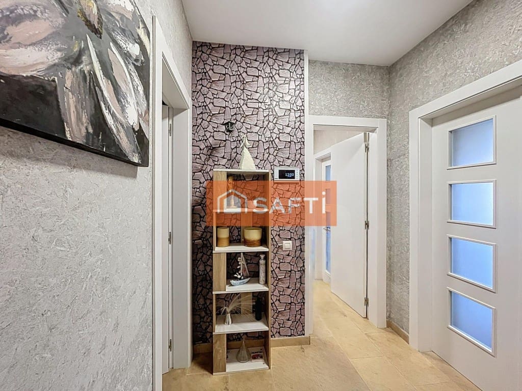 Chalet de 5 habitaciones en Pacs del Penedès en venta con piscina garaje - 450.000 € (Ref: 9677106)