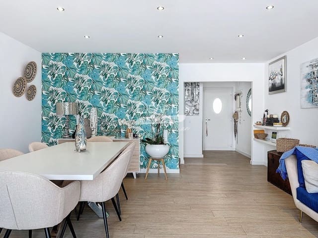 3 makuuhuone Huvila myytävänä paikassa Empuriabrava, Castelló d'Empúries - 529 000 € (Ref: 9677107)