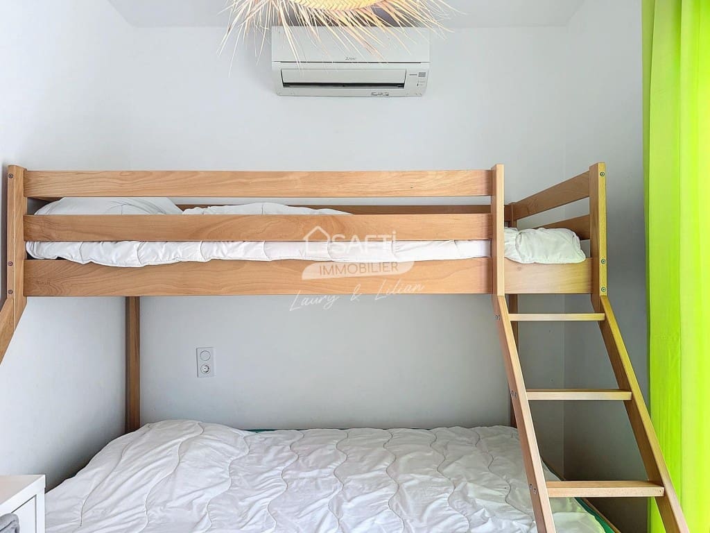 3 makuuhuone Huvila myytävänä paikassa Empuriabrava - 529 000 € (Ref: 9677107)