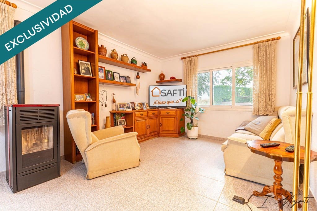 7 soverom Villa til salgs i La Bisbal d'Emporda med garasje - € 430 000 (Ref: 9677108)