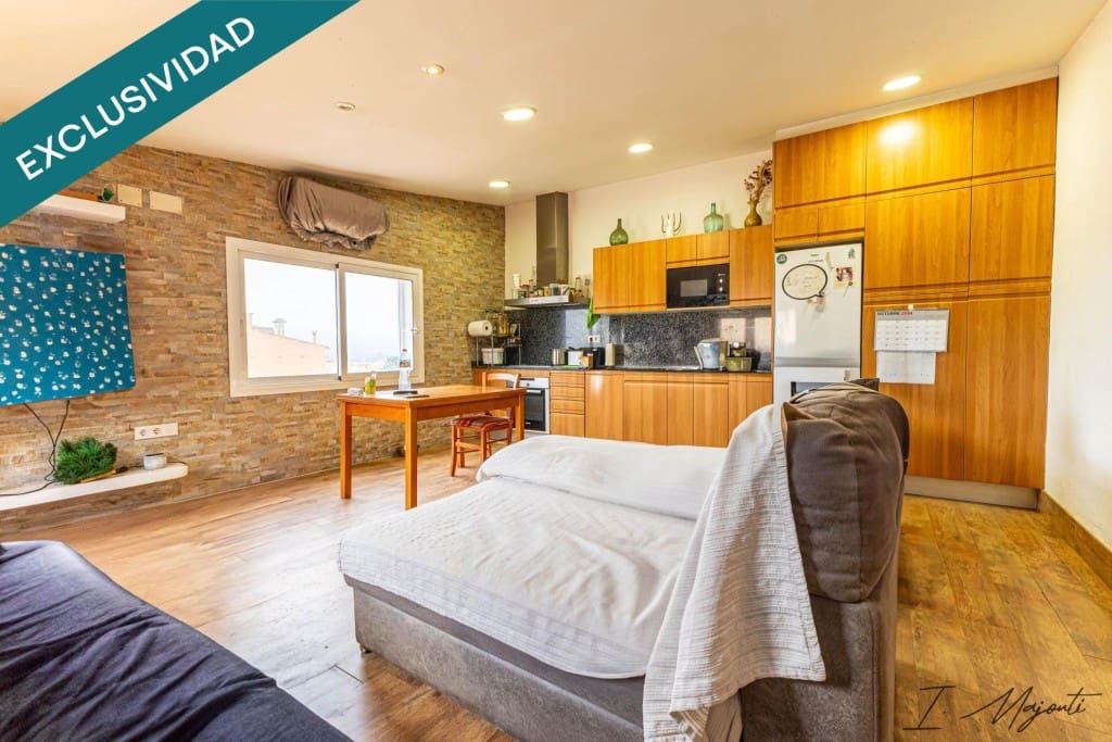 7 soverom Villa til salgs i La Bisbal d'Emporda med garasje - € 430 000 (Ref: 9677108)