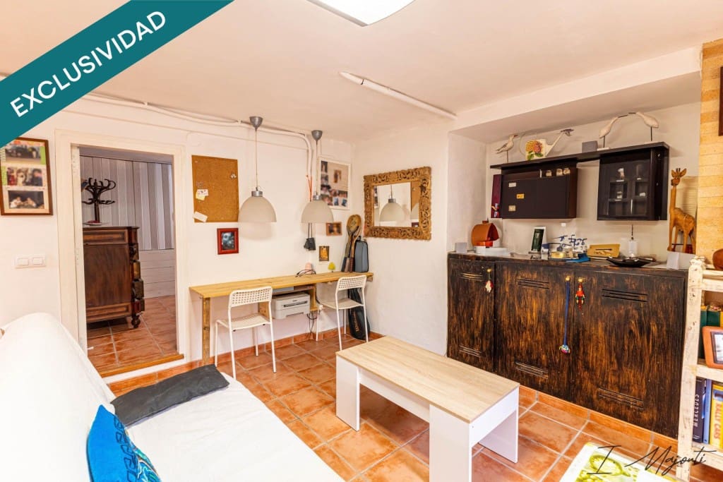 7 soverom Villa til salgs i La Bisbal d'Emporda med garasje - € 430 000 (Ref: 9677108)