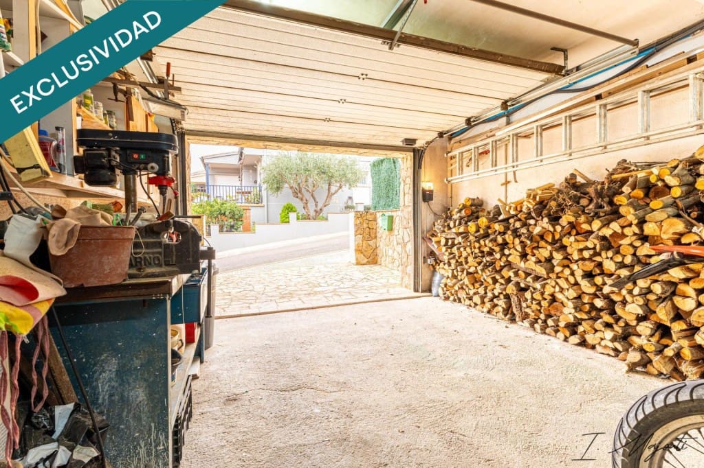 7 soverom Villa til salgs i La Bisbal d'Emporda med garasje - € 430 000 (Ref: 9677108)