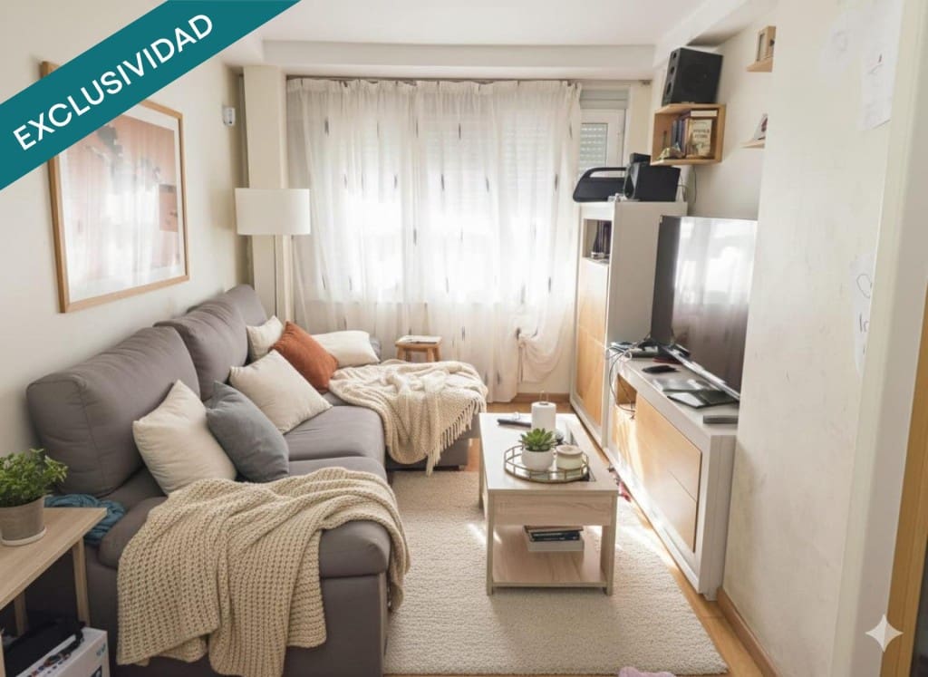 Apartamento de 2 habitaciones en Huesca ciudad en venta - 155.000 € (Ref: 9677110)