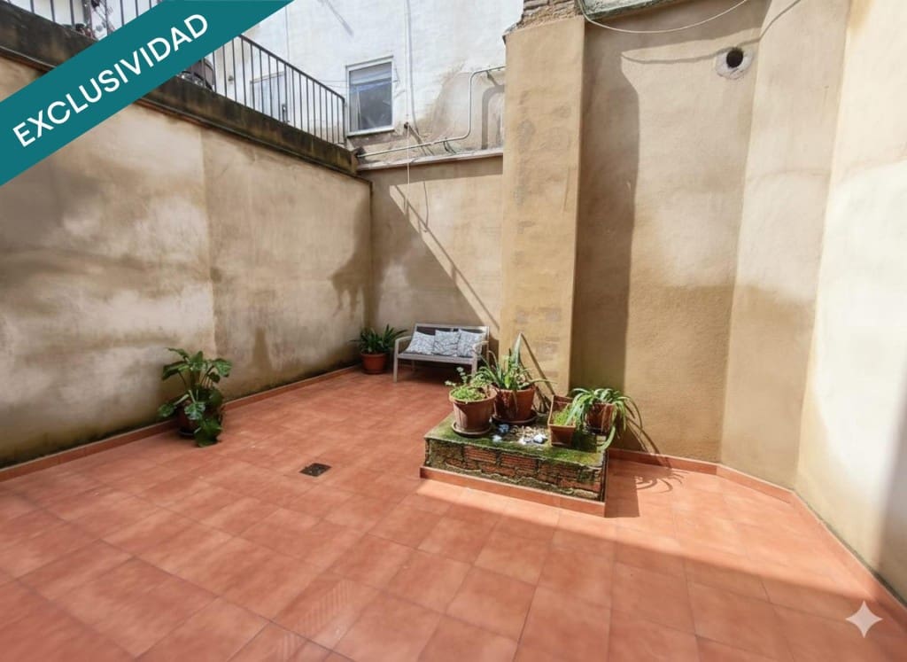 Apartamento de 2 habitaciones en Huesca ciudad en venta - 155.000 € (Ref: 9677110)