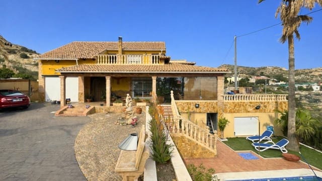 Finca/Casa Rural de 8 habitaciones en San Vicente / Sant Vicent del Raspeig en venta con piscina garaje - 499.999 € (Ref: 9677114)