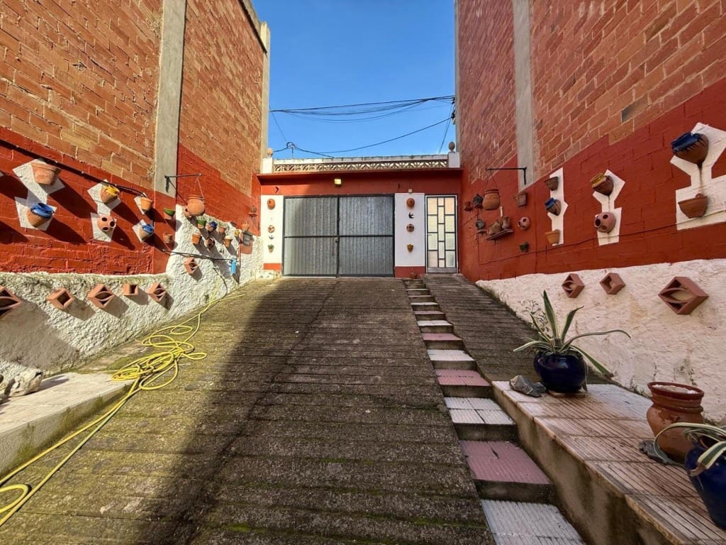 6 camera da letto Finca/Casa di Campagna in vendita in Pineda de Mar con garage - 499.000 € (Rif: 9679728)