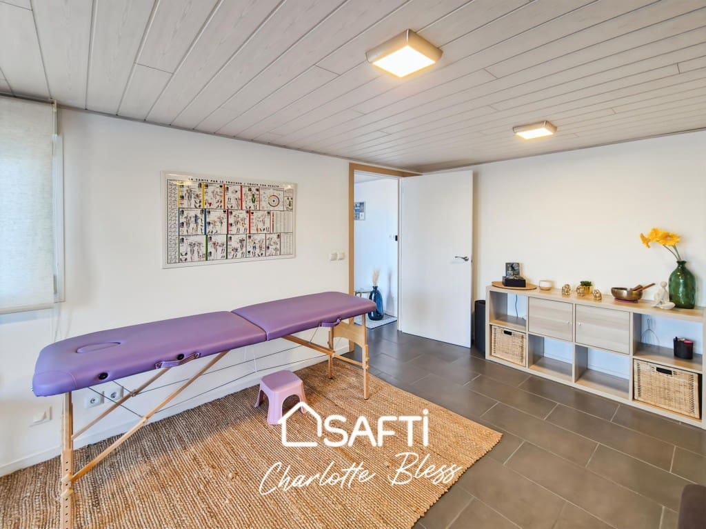 5 slaapkamer Villa te koop in Cubelles met zwembad - € 567.000 (Ref: 9679729)