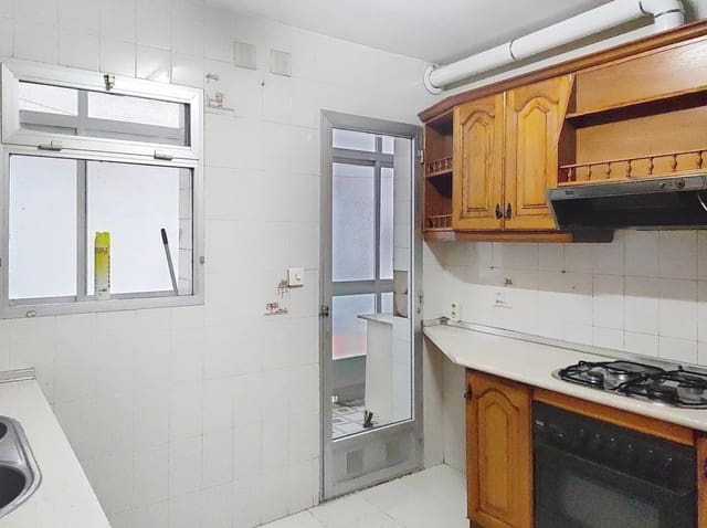 5 sypialnia Apartament na sprzedaż w Valdepeñas - 199 000 € (Ref: 9679730)