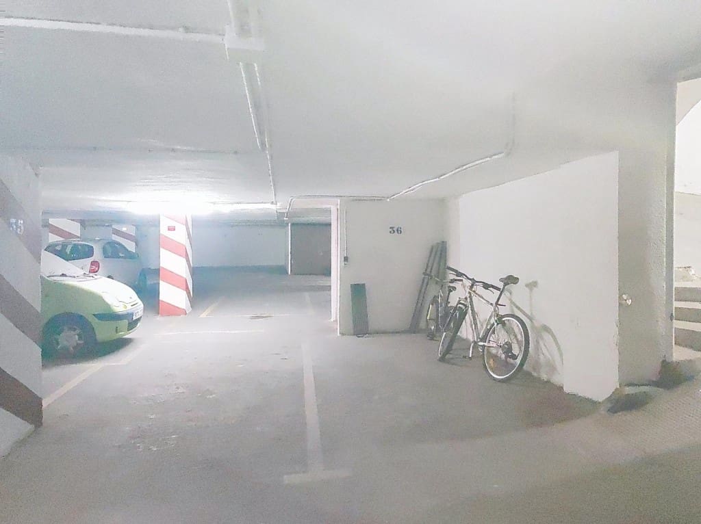 5 bedroom Apartment for sale in Valdepenas - € 199,000 (Ref: 9679730)