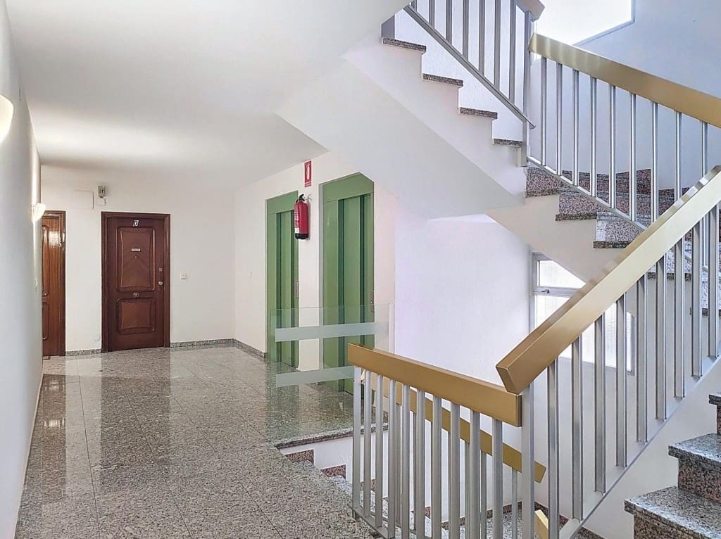 5 bedroom Apartment for sale in Valdepenas - € 199,000 (Ref: 9679730)