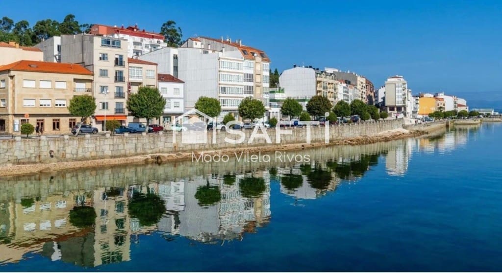 9 bedroom Villa for sale in O Grove - € 460,000 (Ref: 9686290)