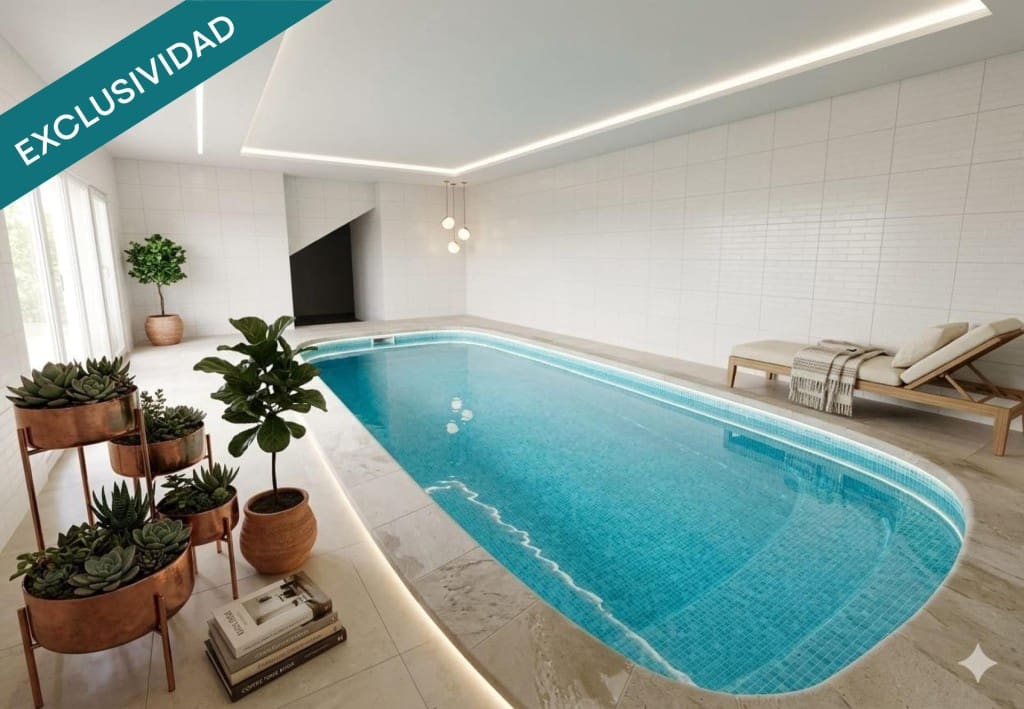 5 bedroom Villa for sale in La Muela with pool garage - € 220,000 (Ref: 9686293)