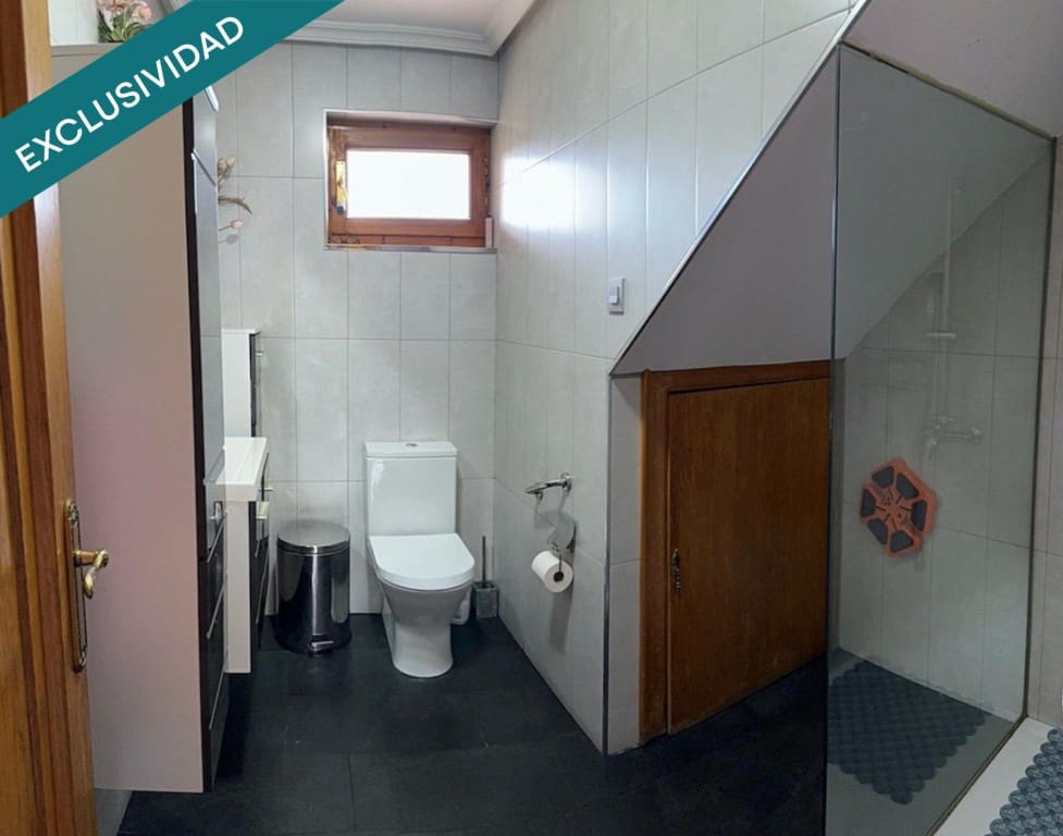 5 soveværelse Villa til salg i Sariegos med garage - € 303.800 (Ref: 9686294)