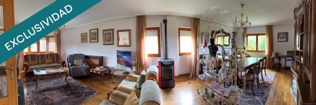 5 soveværelse Villa til salg i Sariegos med garage - € 303.800 (Ref: 9686294)