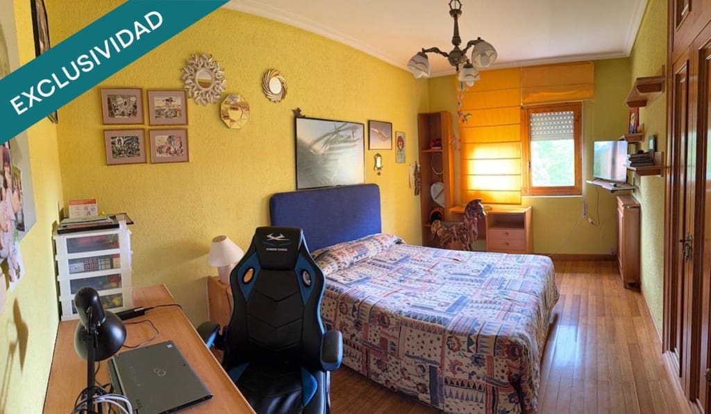 5 soveværelse Villa til salg i Sariegos med garage - € 303.800 (Ref: 9686294)