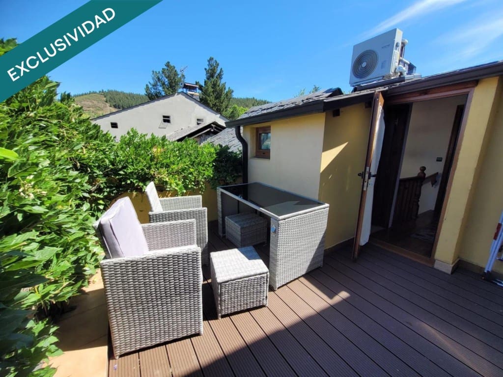 3 bedroom Finca/Country House for sale in Molinaseca - € 186,000 (Ref: 9686296)