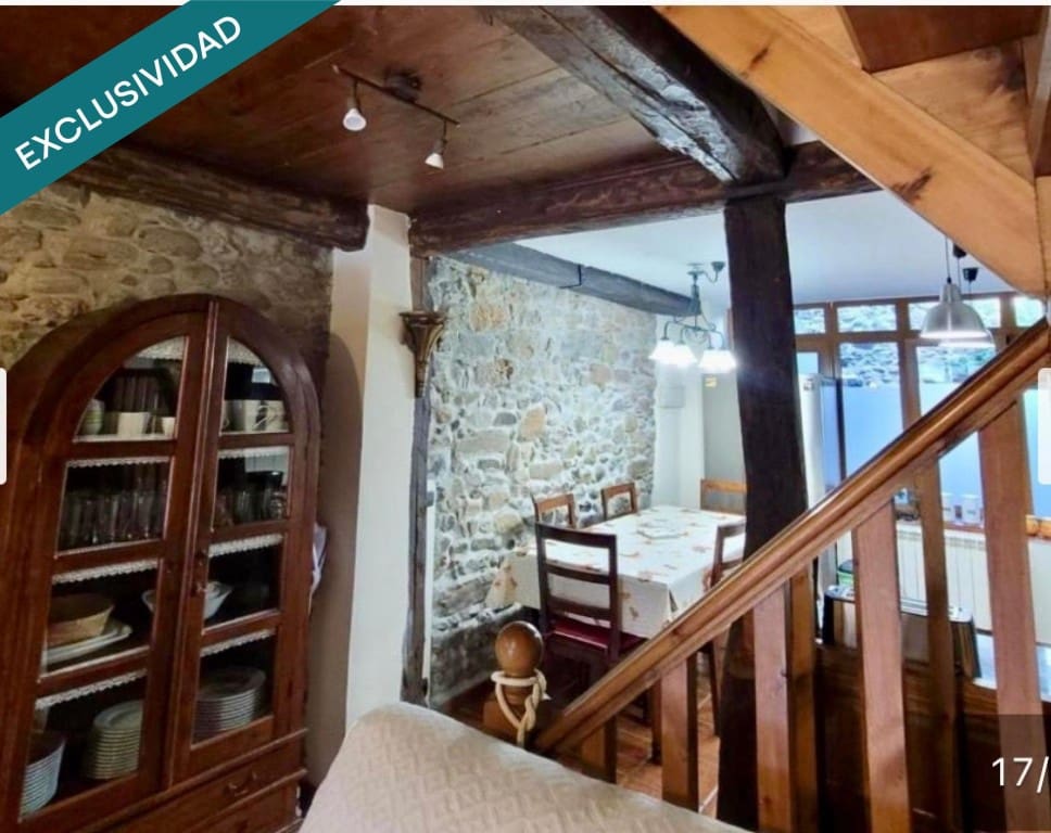 3 bedroom Finca/Country House for sale in Molinaseca - € 186,000 (Ref: 9686296)