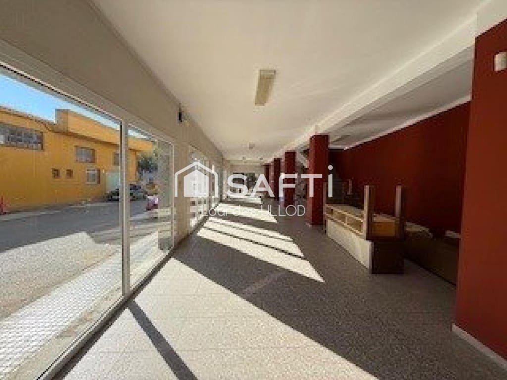 Erhverv til salg i Torroella de Montgri med garage - € 450.000 (Ref: 9686297)