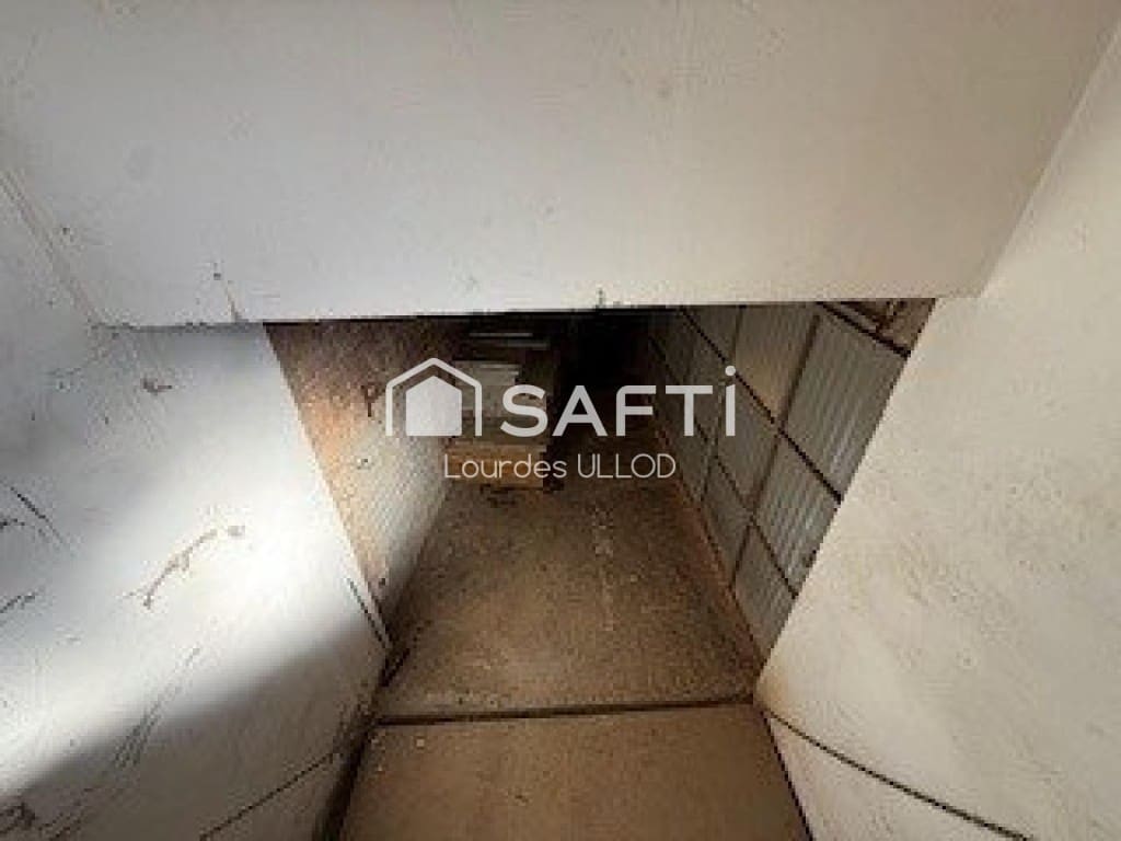 Erhverv til salg i Torroella de Montgri med garage - € 450.000 (Ref: 9686297)