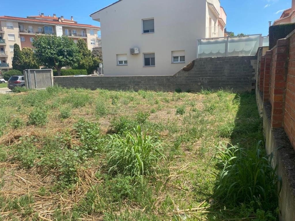 Tontti myytävänä paikassa Figueres - 99 000 € (Ref: 9686299)