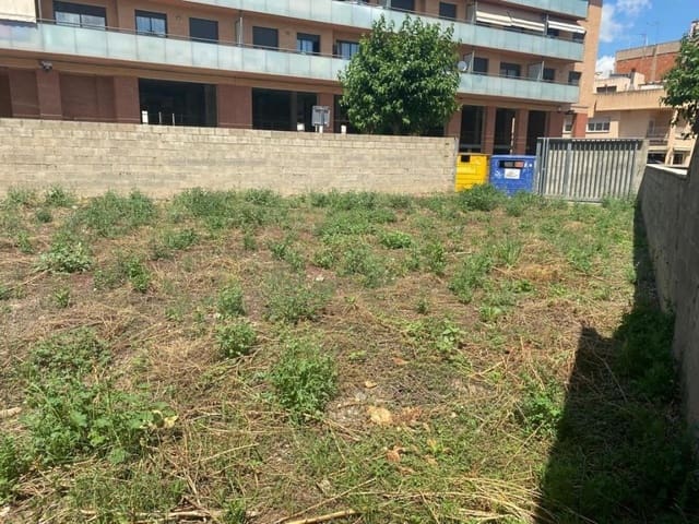 Tontti myytävänä paikassa Figueres - 99 000 € (Ref: 9686299)