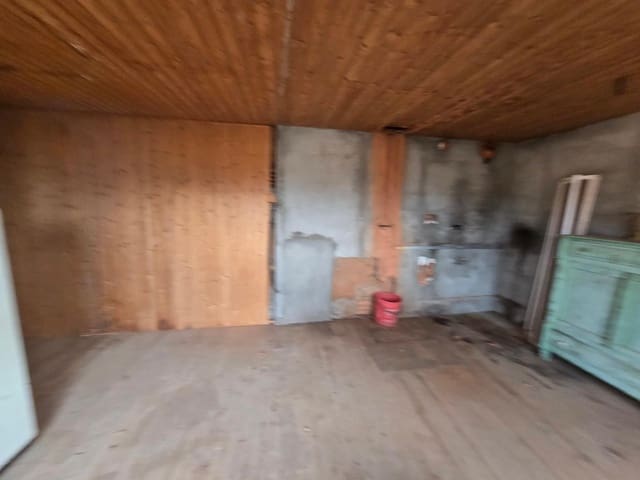 2 soveværelse Villa til salg i Villaobispo de Otero med garage - € 17.900 (Ref: 9686300)