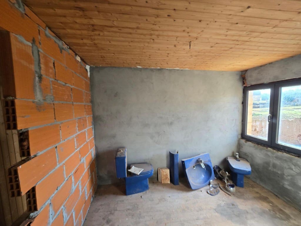 2 soveværelse Villa til salg i Villaobispo de Otero med garage - € 17.900 (Ref: 9686300)