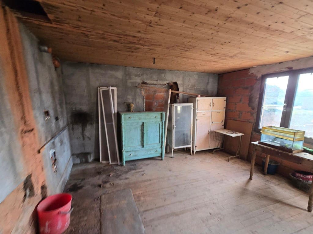 2 soveværelse Villa til salg i Villaobispo de Otero med garage - € 17.900 (Ref: 9686300)