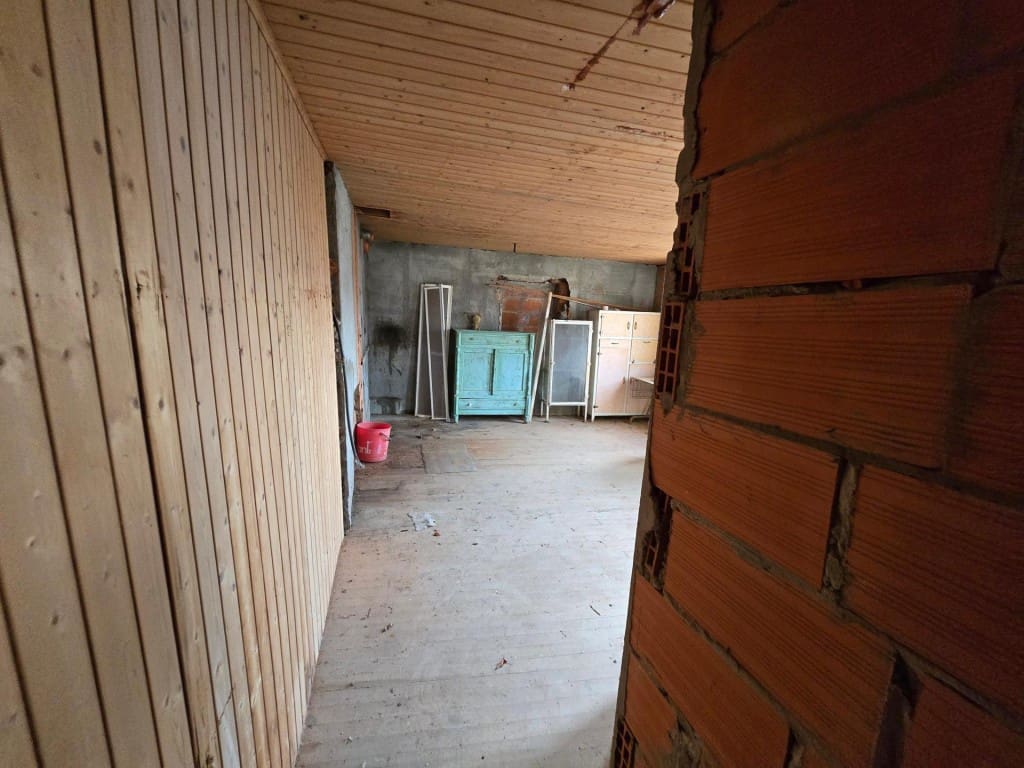 2 soveværelse Villa til salg i Villaobispo de Otero med garage - € 17.900 (Ref: 9686300)