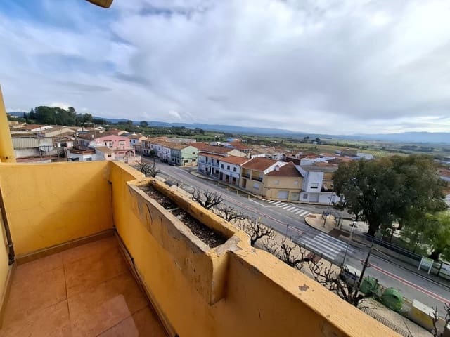 4 slaapkamer Appartement te koop in Alfarrasí - € 110.000 (Ref: 9690450)