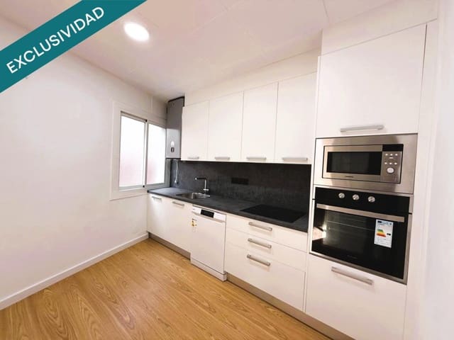 Chalet de 2 habitaciones en Blanes en venta - 319.000 € (Ref: 9690452)