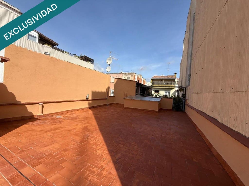 Chalet de 2 habitaciones en Blanes en venta - 319.000 € (Ref: 9690452)