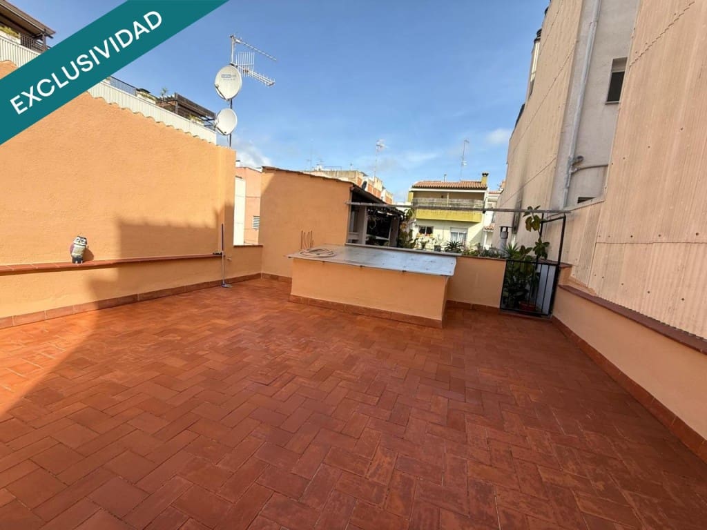 Chalet de 2 habitaciones en Blanes en venta - 319.000 € (Ref: 9690452)